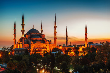 Obraz premium Blue Mosque in Istanbul, with sunset