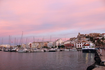 Fototapeta premium cathedrale and port, ibiza