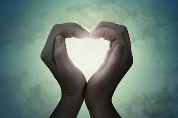 Obraz premium love shape hand silhouette