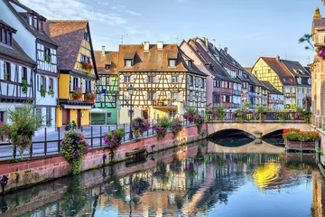 Foto op Canvas Kleurrijke traditionele Franse huizen in Colmar © bbsferrari