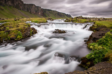 Falaise Rivière torrent Islande