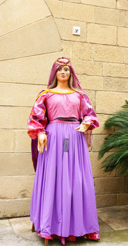 Gigantes y cabezudos en el Pueblo Espa&ntilde;ol, Barcelona