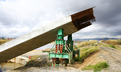 Construcción de un puente sobre el río Llobregat, Barcelona