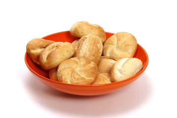 Schale mit Brötchen
