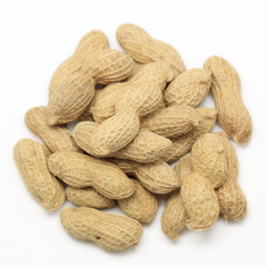 Dried peanut