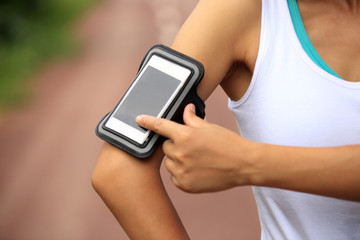 woman runner listening to music 