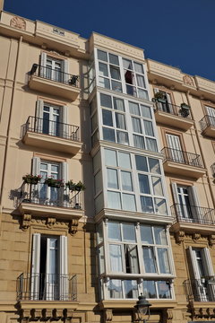 bow-window  