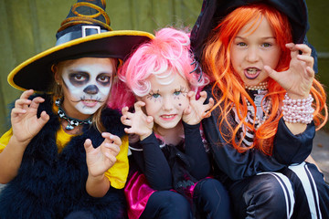 Frightening girls