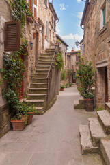 Fototapeta na wymiar Nooks and crannies in the Tuscan town, Italy