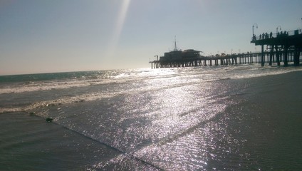 Santa Monica peer