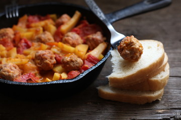 Овощная сковорода с мясом
