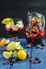 Refreshing sangria with fruits