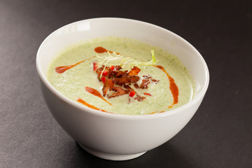 spinach cream soup with bacon