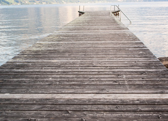 Fototapeta premium pier by mountains
