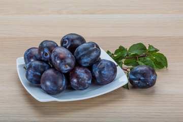 Fresh plums