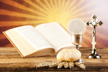 Eucharist, sacrament of communion - 70013045