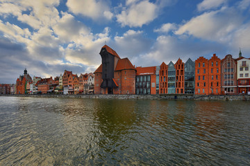 Gdańsk, polska, widok na stare miasto i motławę