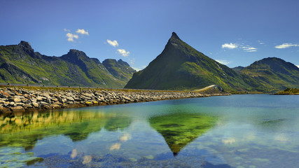 Norwegia ,  Sakrisoy,lofoty, krajobraz wiejski