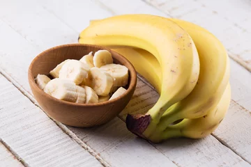 Sliced banana © daffodilred