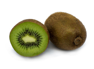 Obraz premium Whole kiwi fruit and his sliced segments isolated