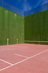 Fronton court detail