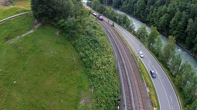 Flug &uuml;ber Fluss