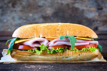 Sandwich with ham