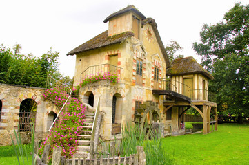 Le moulin (hameau de la reine-Versailles)
