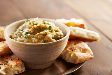 Eggplant baba ganoush with flat bread