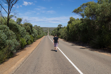 Obraz premium [Australien - South Australia] Kangaroo Island Reisender Straße