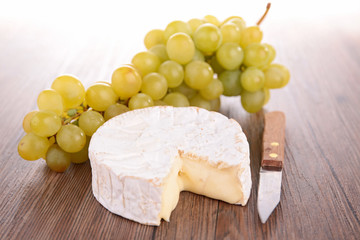 cheese and green grape