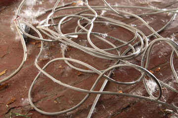 Dirty insulated cable
