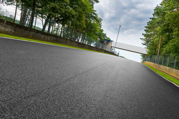 piste de course de sport automobile à zolder belgique