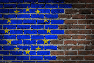 Dark brick wall - EU
