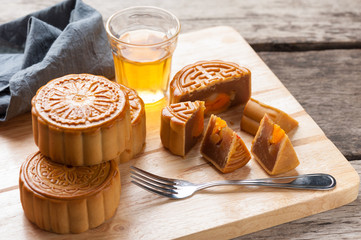 Moon cake