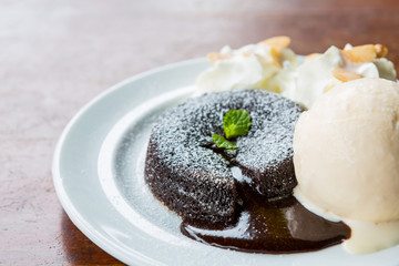 Chocolate lava cake