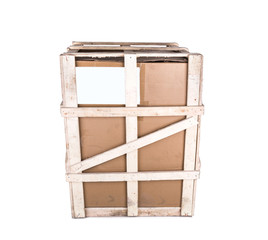 Cardboard boxes with wooden reinforcement