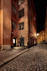 Szwecja , Sztokholm, Gamla Stan, mała uliczka - obrazy, fototapety, plakaty