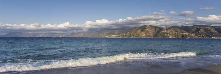 Lo stretto di Messina - Sicilia, Italia