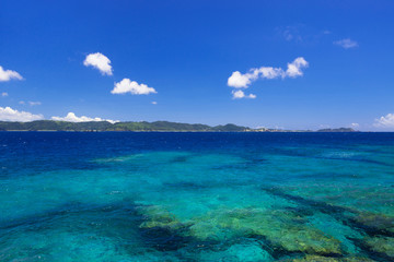 沖縄の海・慶留間島