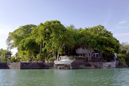 Bungalow on islands Lake Nicaragua (or Lake Cocibolka)