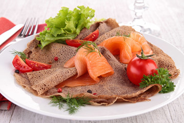 crepe with salmon and cheese