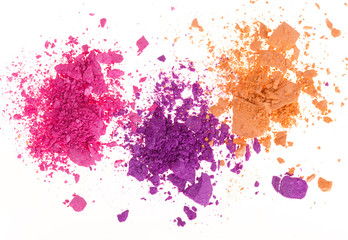 Multicolored eye shadows