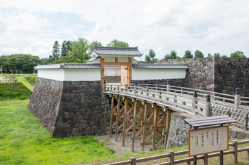 霞城 本丸一文字門