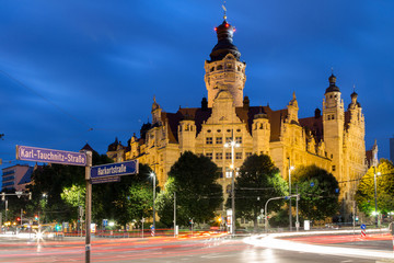 Neues Rathaus Leipzig bei Nacht