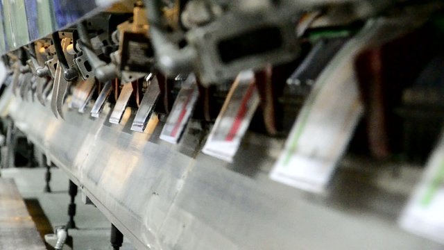 offset magazine, brochure stitching process