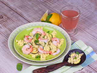 Cous cous salad with shrimps