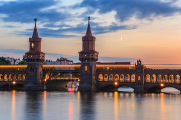 Naklejka premium Oberbaum bridge, Berlin, Germany