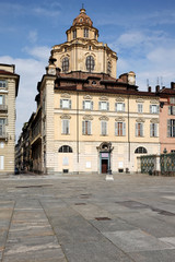 Fototapeta na wymiar Chiesa di San Lorenzo am Palazzo Reale, Turin