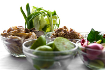 Prepare to be placed roasted spicy minced pork salad chopper